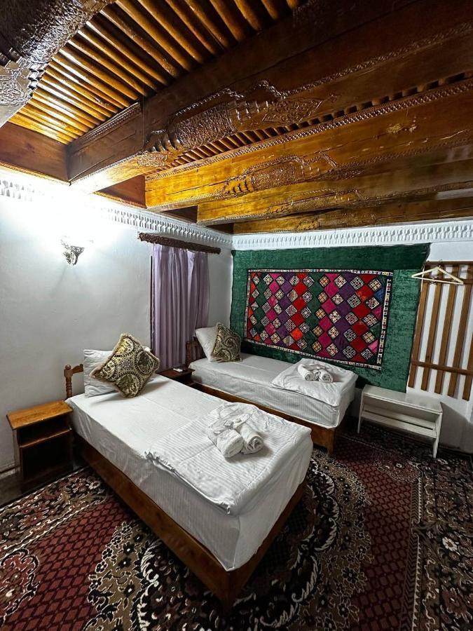 Mekhtar Ambar Hotel Бухара Екстер'єр фото